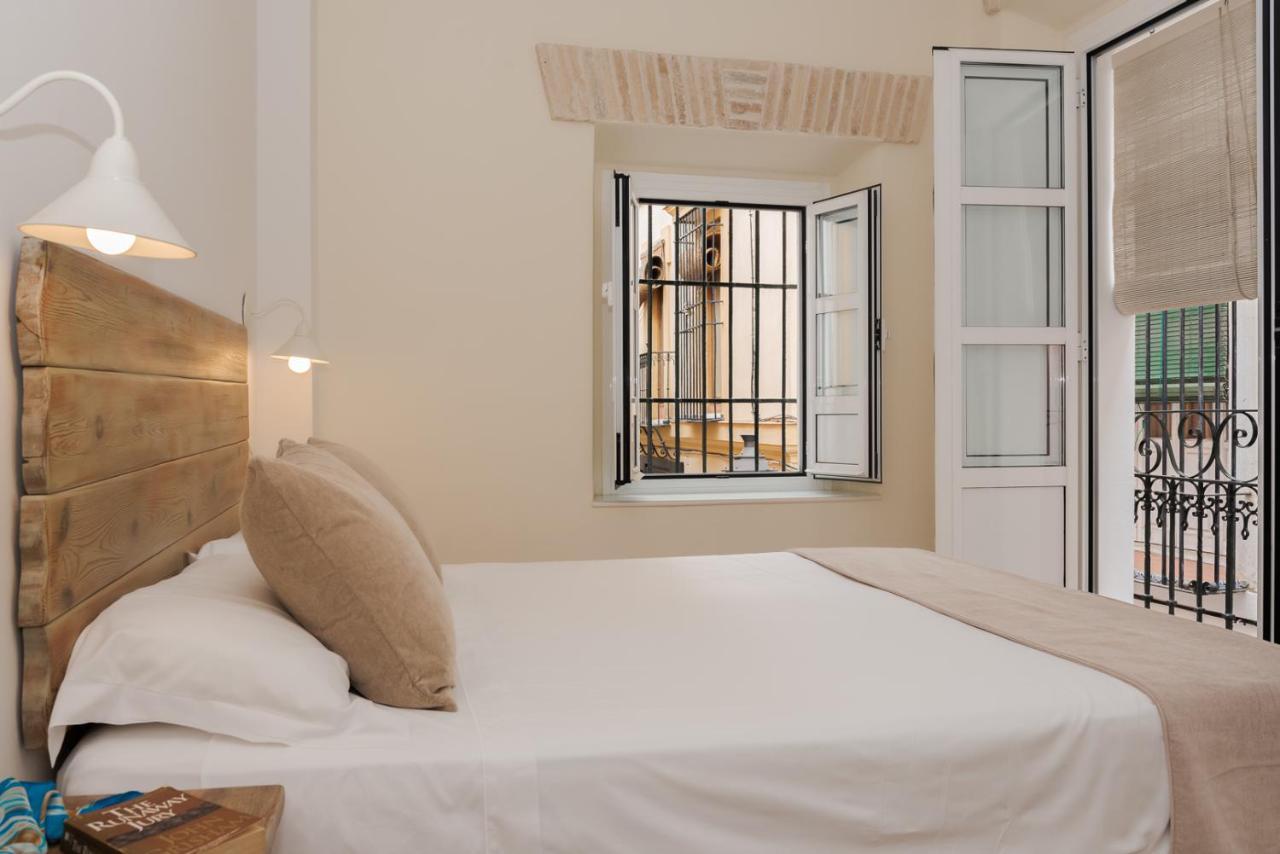 Hotel Boutique Elvira Plaza Seville Exterior photo